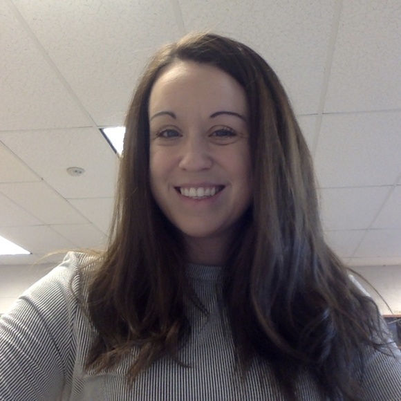 Meet your Posher, Danielle - Picture 1 of 1